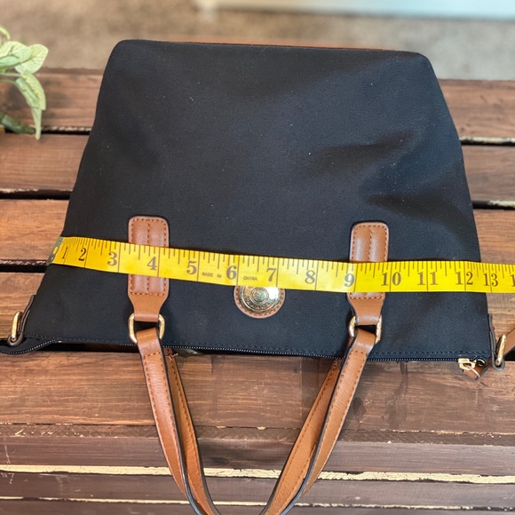 Cute Tommy Hilfiger Black Handbag - Picture 8 of 13